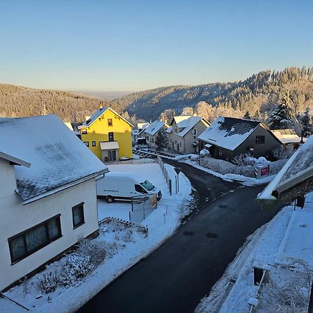 Gehlberger Landhaus Am Schneekopf / Ferienwohnung Suhl Exterior foto