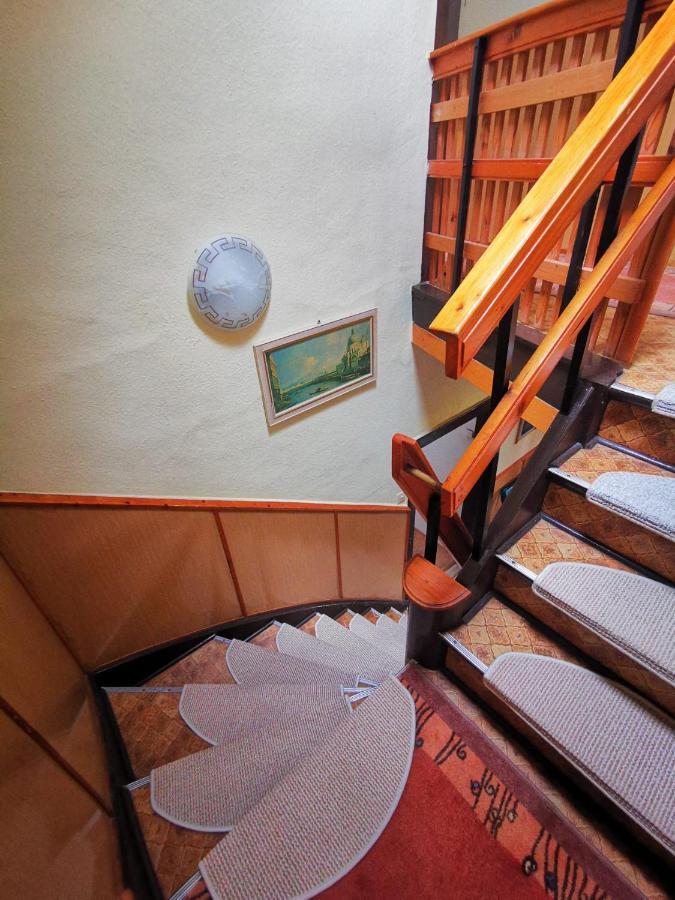 Gehlberger Landhaus Am Schneekopf / Ferienwohnung Suhl Exterior foto